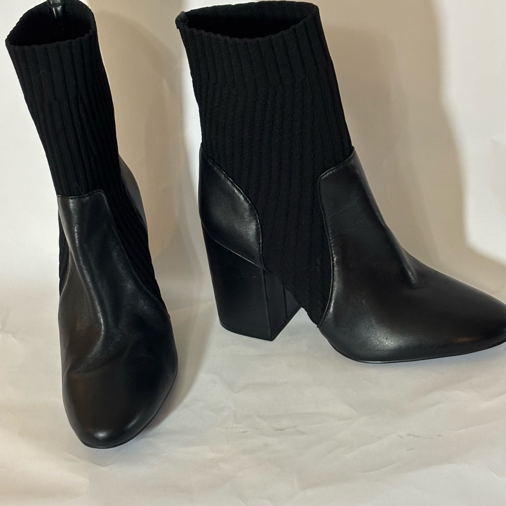 Vince Camuto Leather Knit Diandra Mid Rise Boots. New Without Box.Size 8 1/2